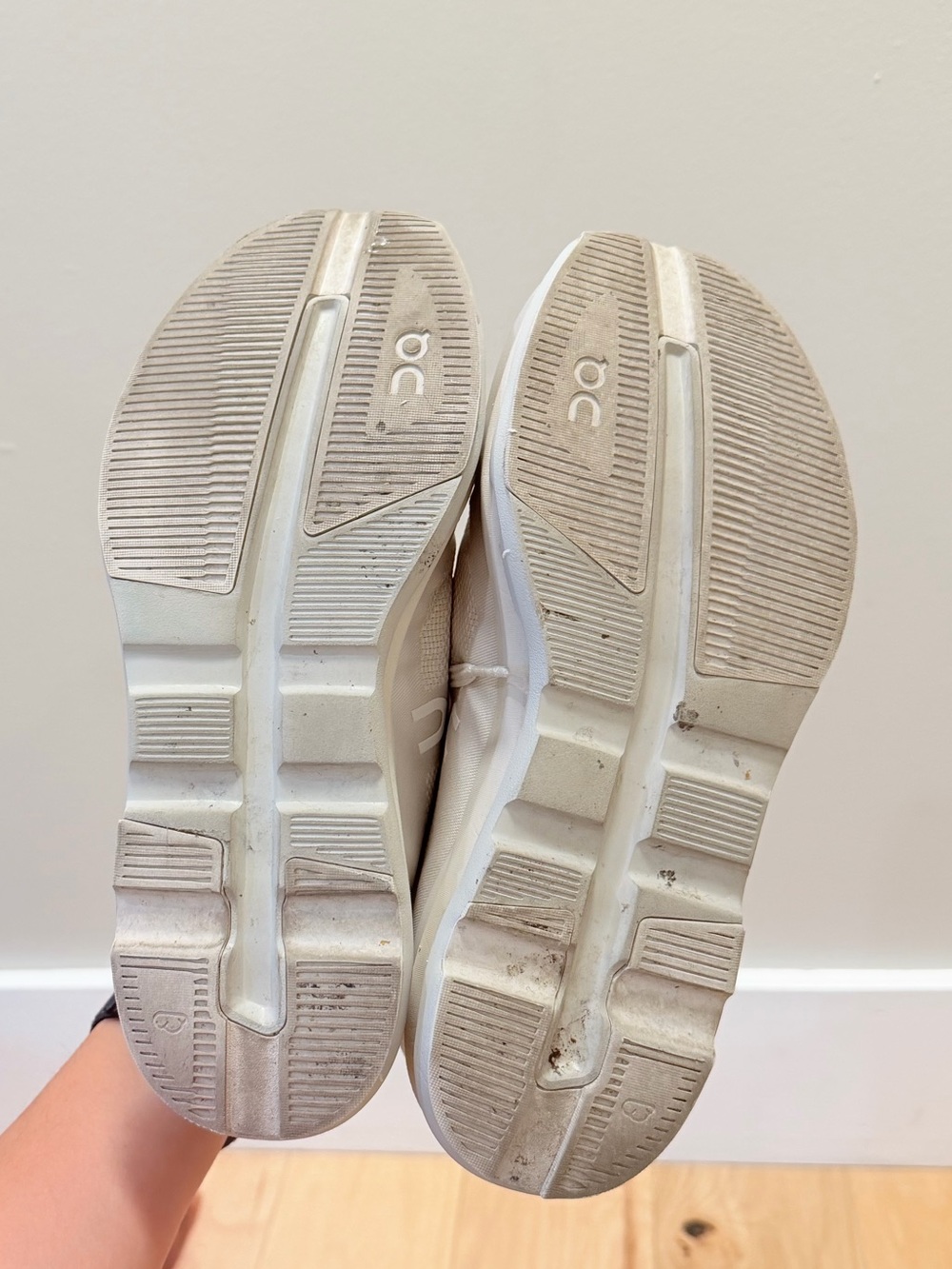 On Running Women’s Cloudzone Sneakers Shoes - Picture 7 of 10